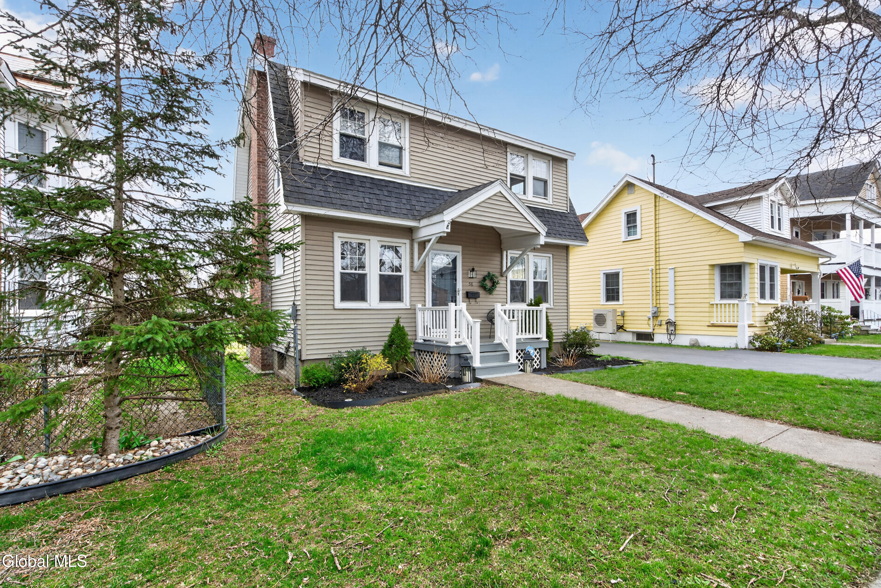 58 Woodrow Court Troy NY 12180