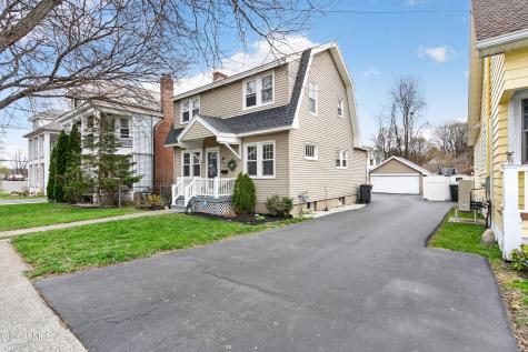 58 Woodrow Court Troy NY 12180