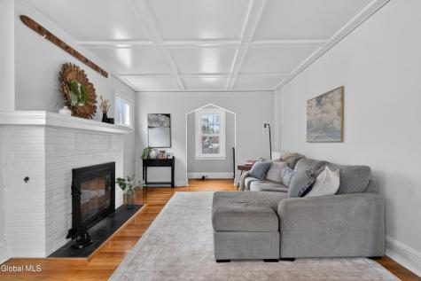 58 Woodrow Court Troy NY 12180
