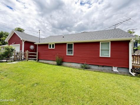 76 Spring Street Cambridge NY 12816