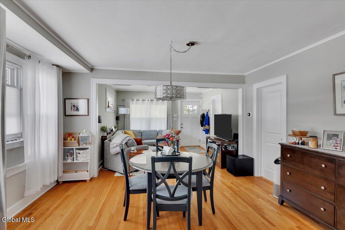 639 Poutre Avenue Rotterdam NY 12306