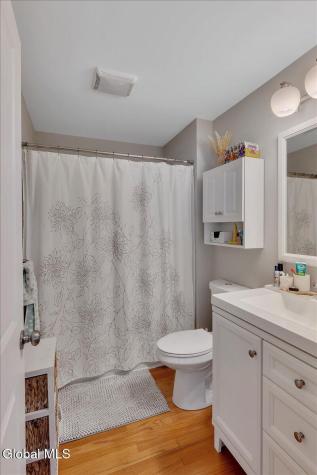 639 Poutre Avenue Rotterdam NY 12306