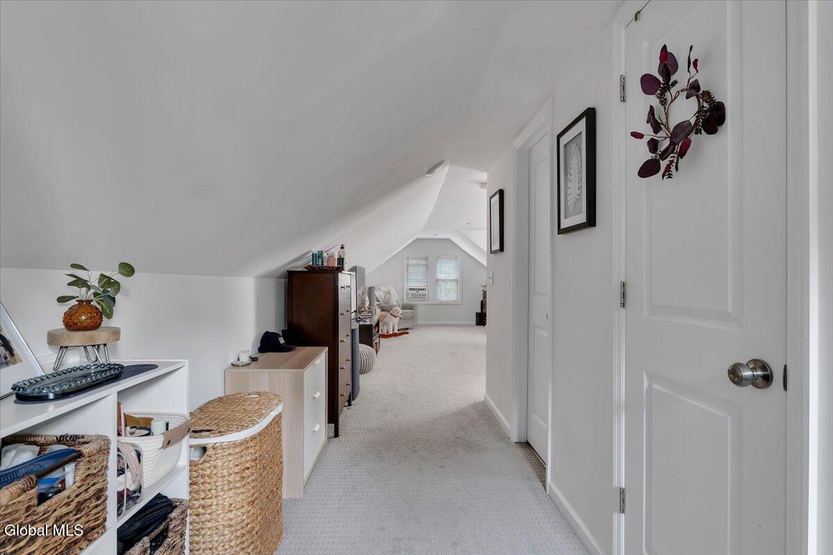 639 Poutre Avenue Rotterdam NY 12306