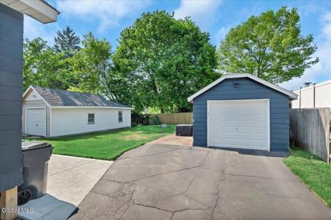 639 Poutre Avenue Rotterdam NY 12306