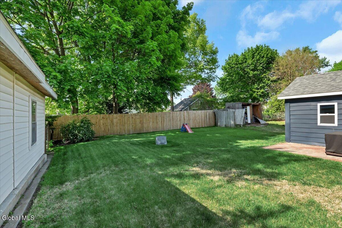 639 Poutre Avenue Rotterdam NY 12306
