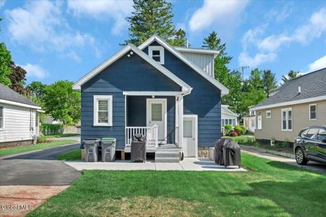 639 Poutre Avenue Rotterdam NY 12306
