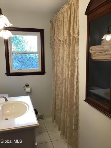 40 Glendale Road Latham NY 12110
