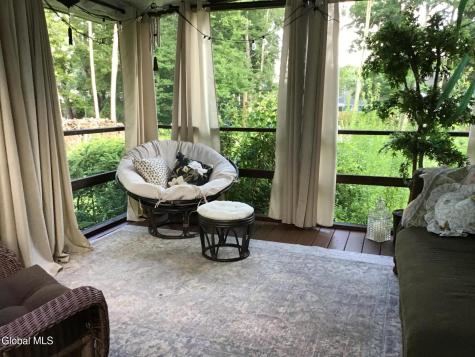 40 Glendale Road Latham NY 12110