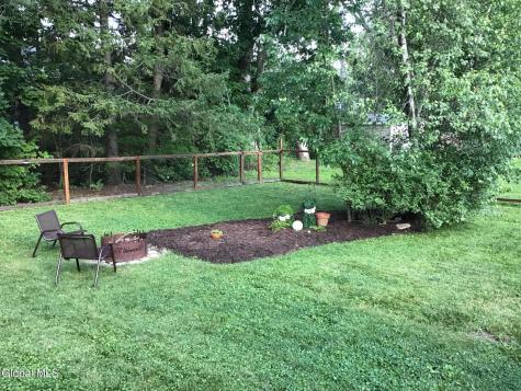 40 Glendale Road Latham NY 12110