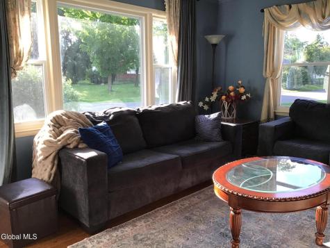 40 Glendale Road Latham NY 12110