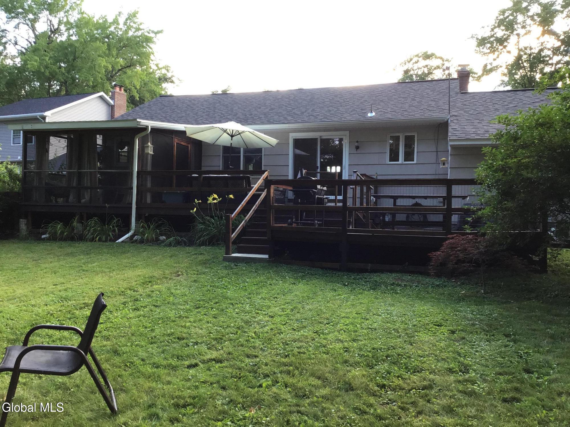 40 Glendale Road Latham NY 12110