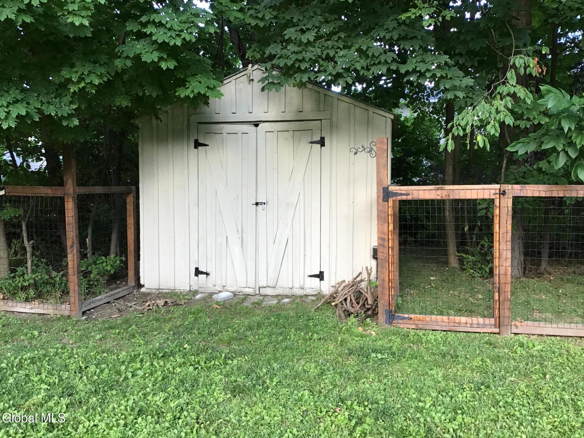 40 Glendale Road Latham NY 12110