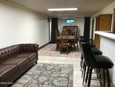40 Glendale Road Latham NY 12110