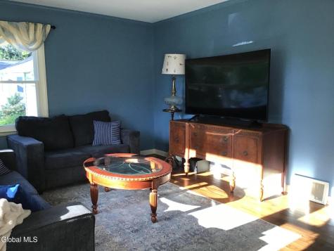 40 Glendale Road Latham NY 12110