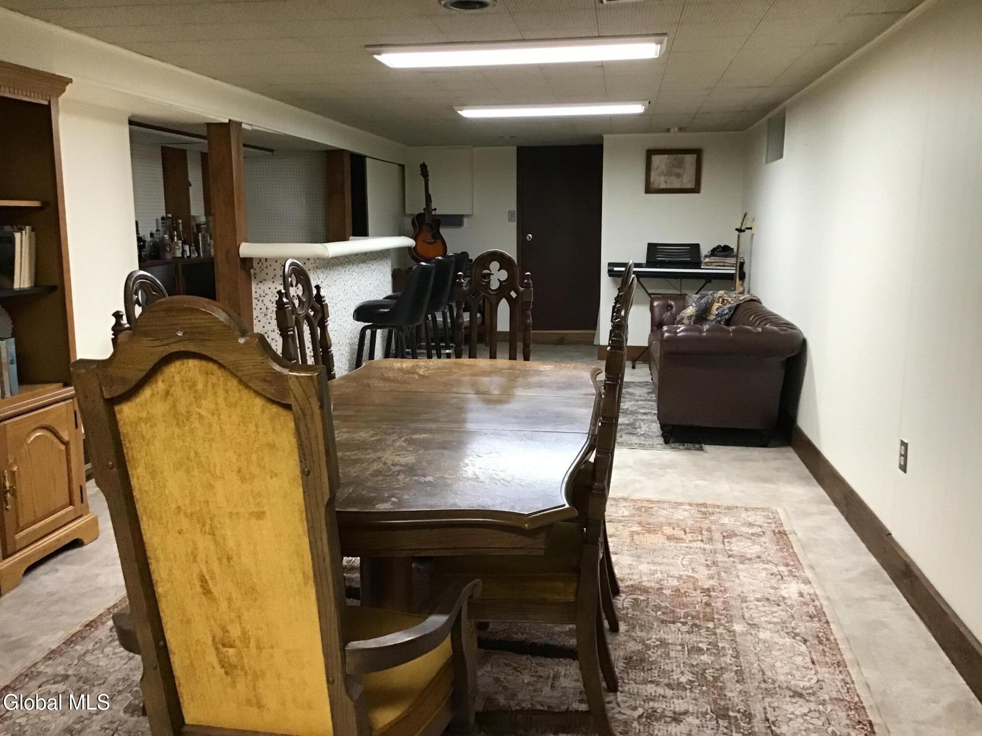 40 Glendale Road Latham NY 12110