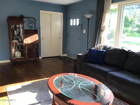 40 Glendale Road Latham NY 12110