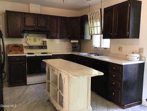 40 Glendale Road Latham NY 12110