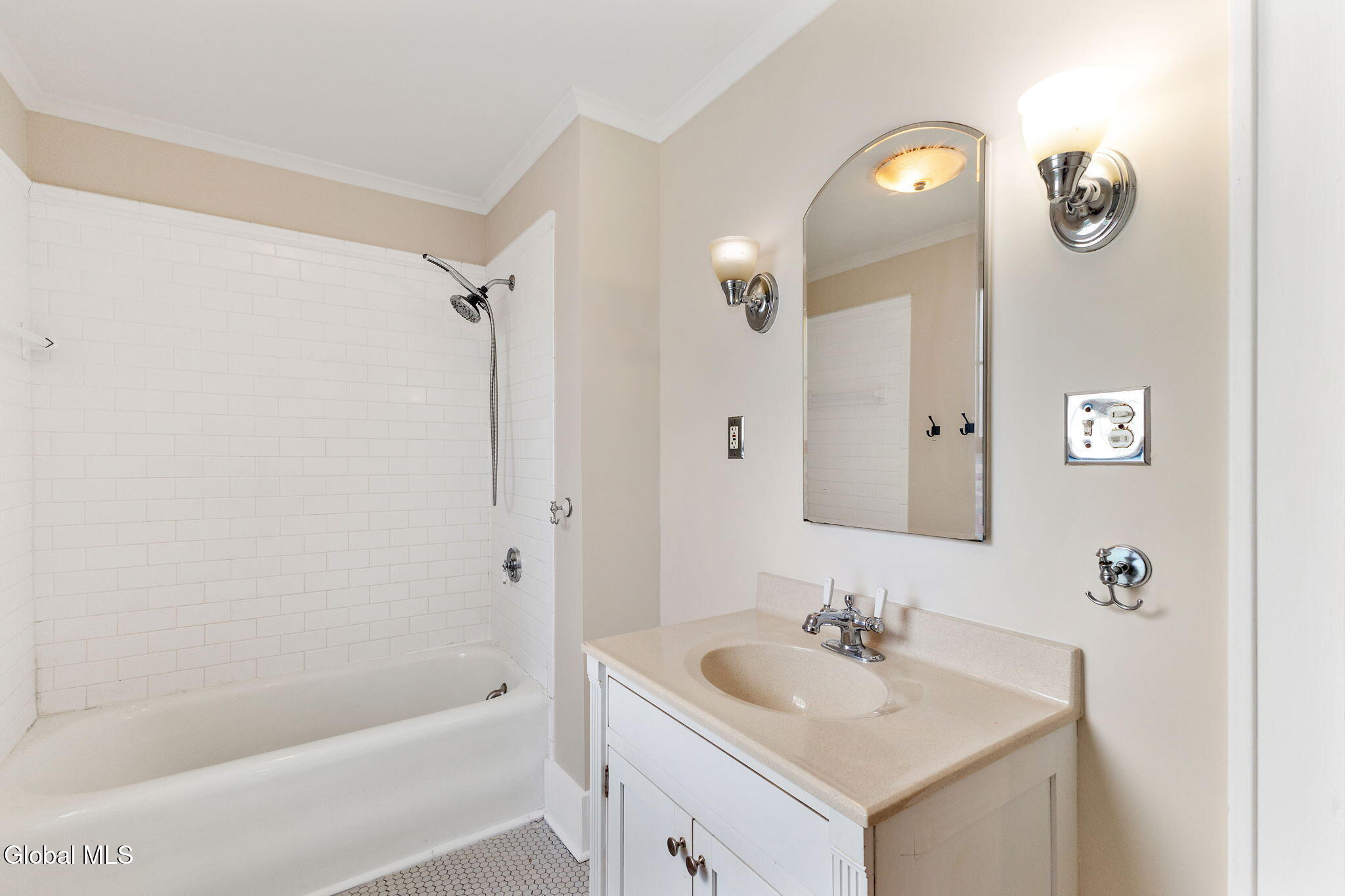 1476 Regent Street Niskayuna NY 12309