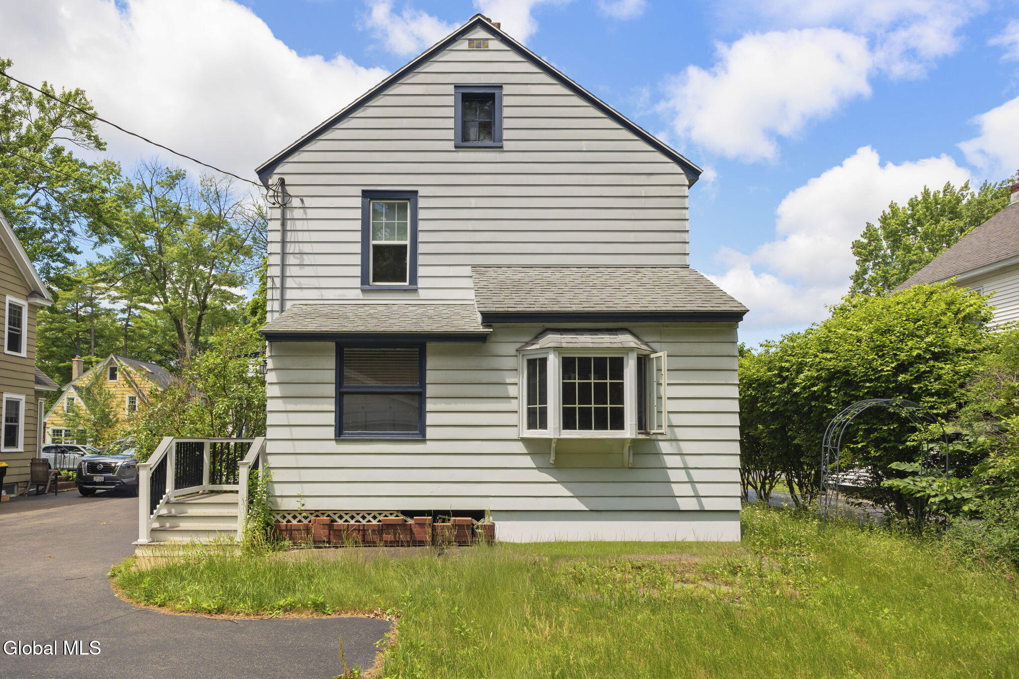 1476 Regent Street Niskayuna NY 12309