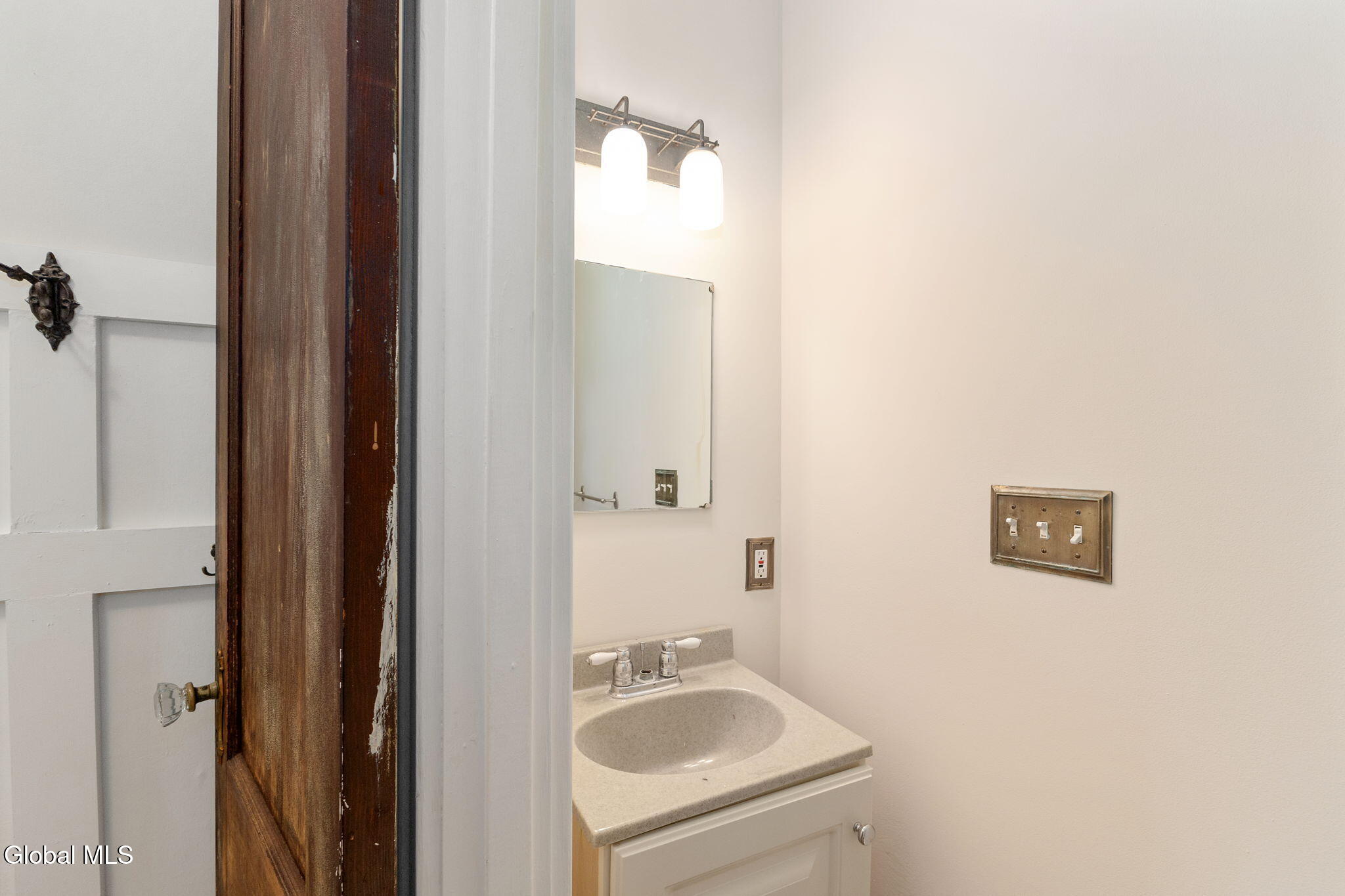 1476 Regent Street Niskayuna NY 12309