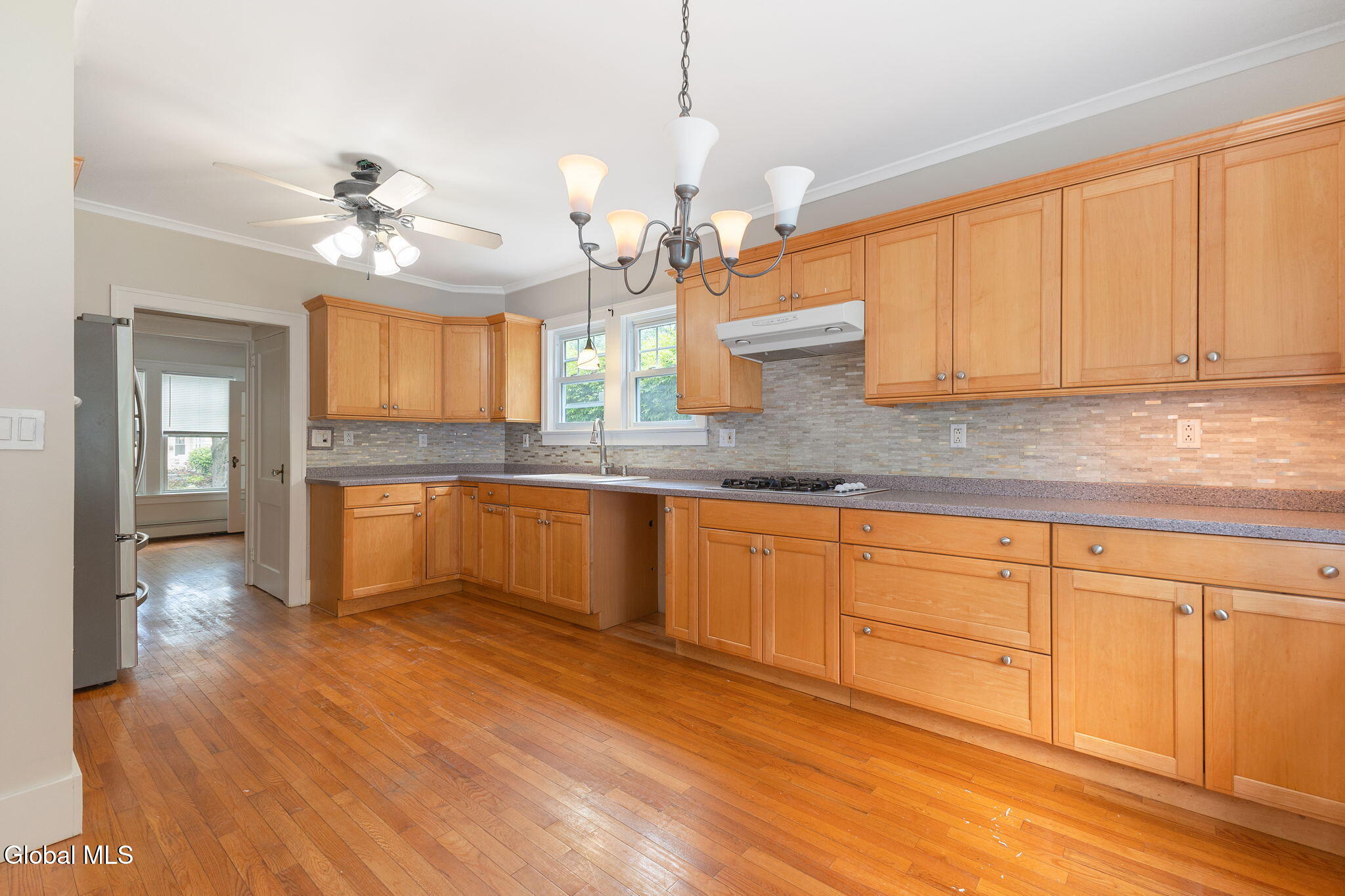 1476 Regent Street Niskayuna NY 12309