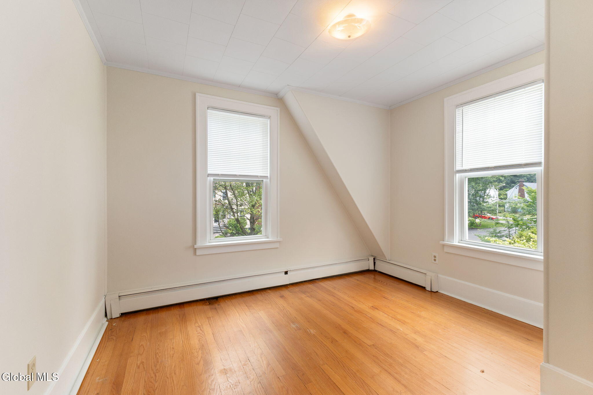 1476 Regent Street Niskayuna NY 12309