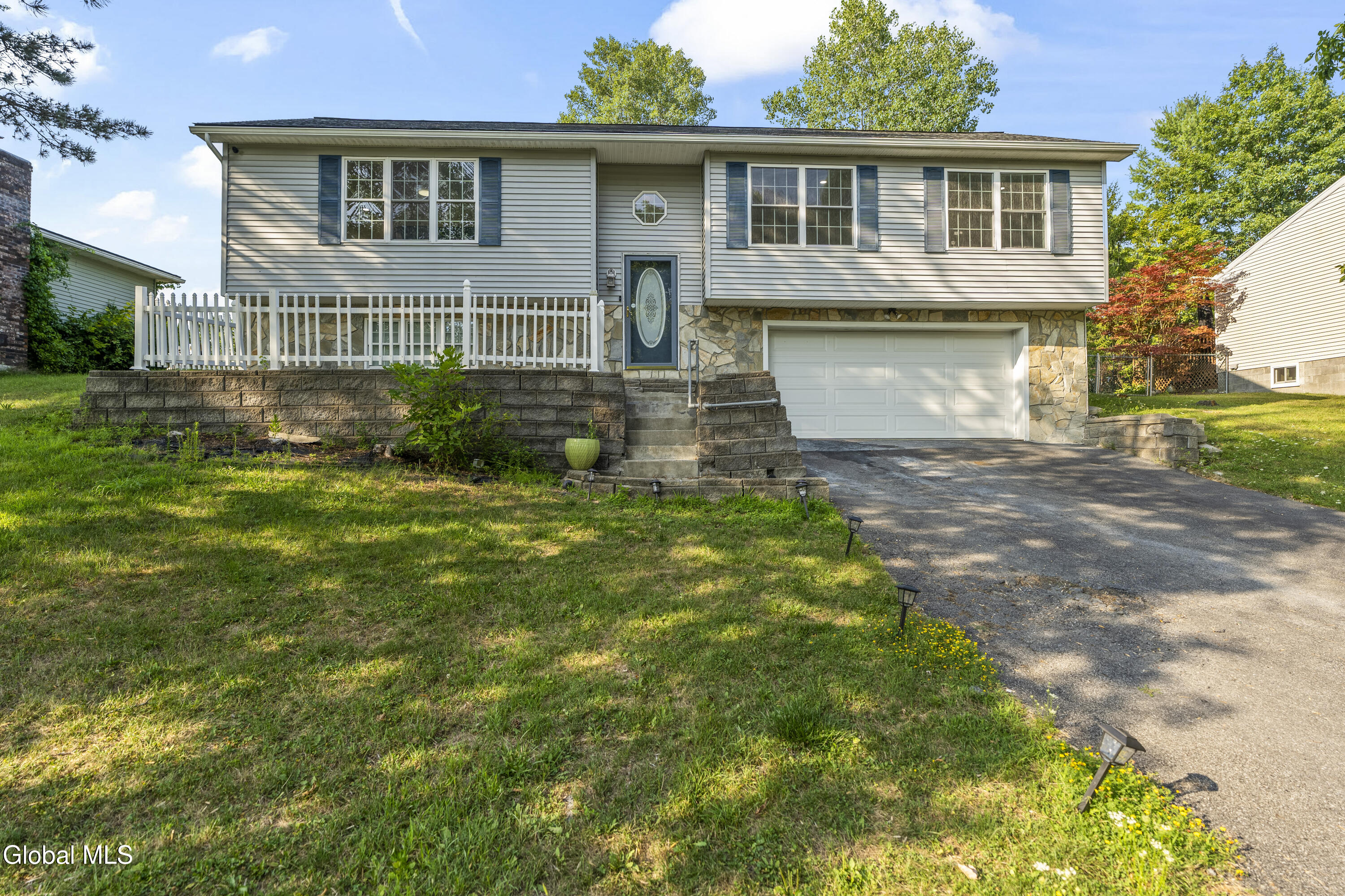 26 Mohican Place Albany NY 12208