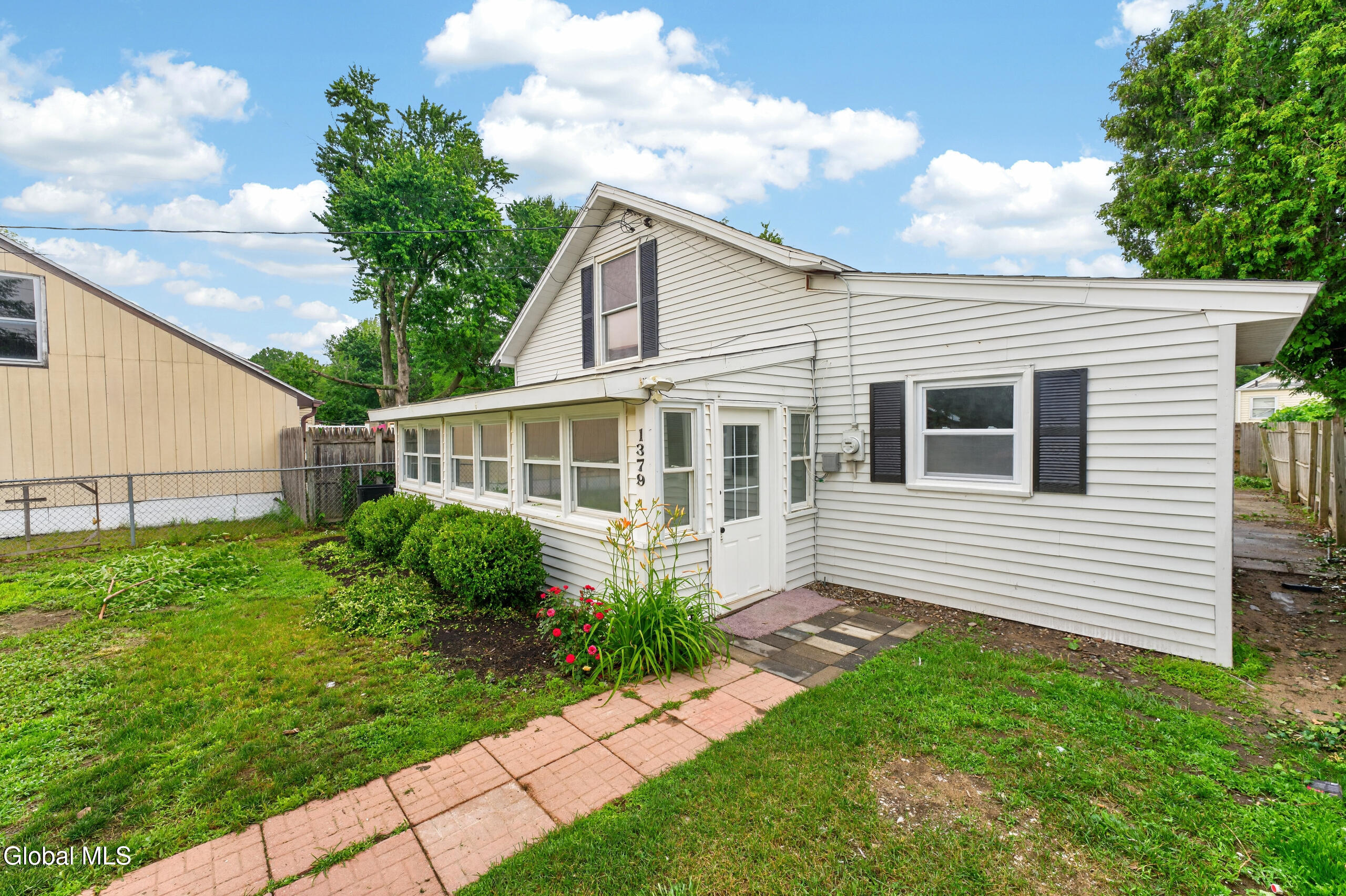 1379 Evergreen Avenue Rotterdam NY 12306
