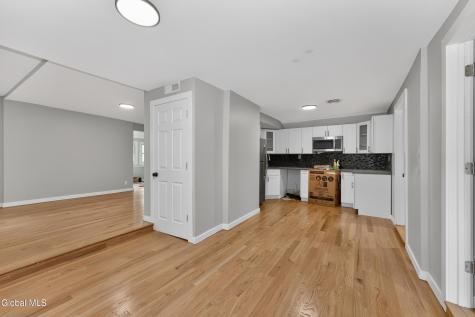1379 Evergreen Avenue Rotterdam NY 12306
