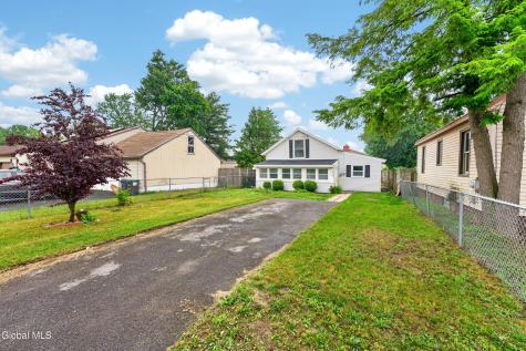 1379 Evergreen Avenue Rotterdam NY 12306
