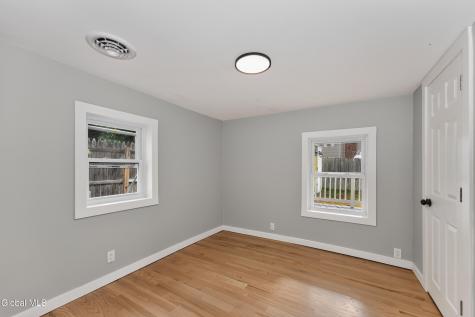 1379 Evergreen Avenue Rotterdam NY 12306