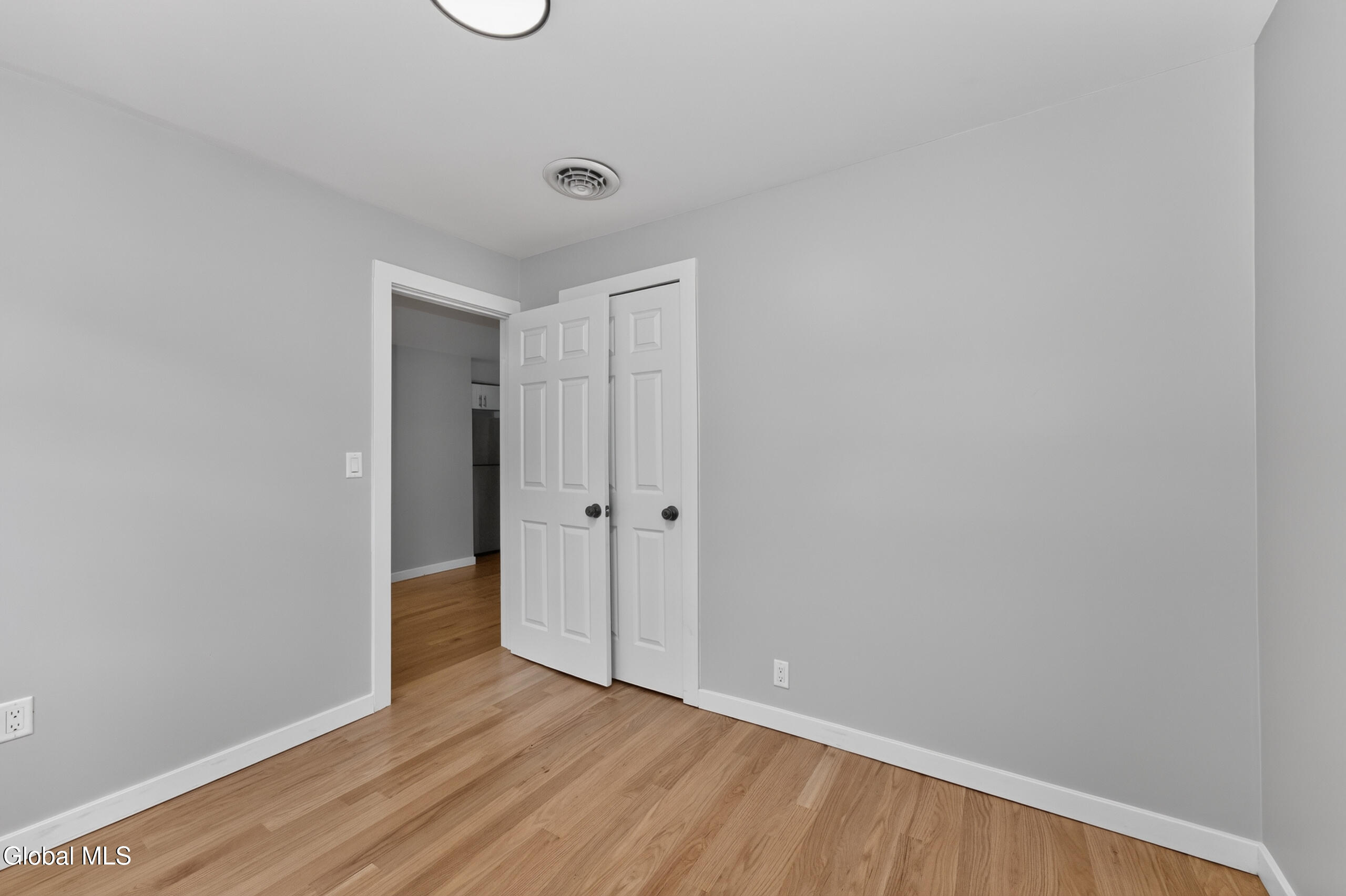 1379 Evergreen Avenue Rotterdam NY 12306