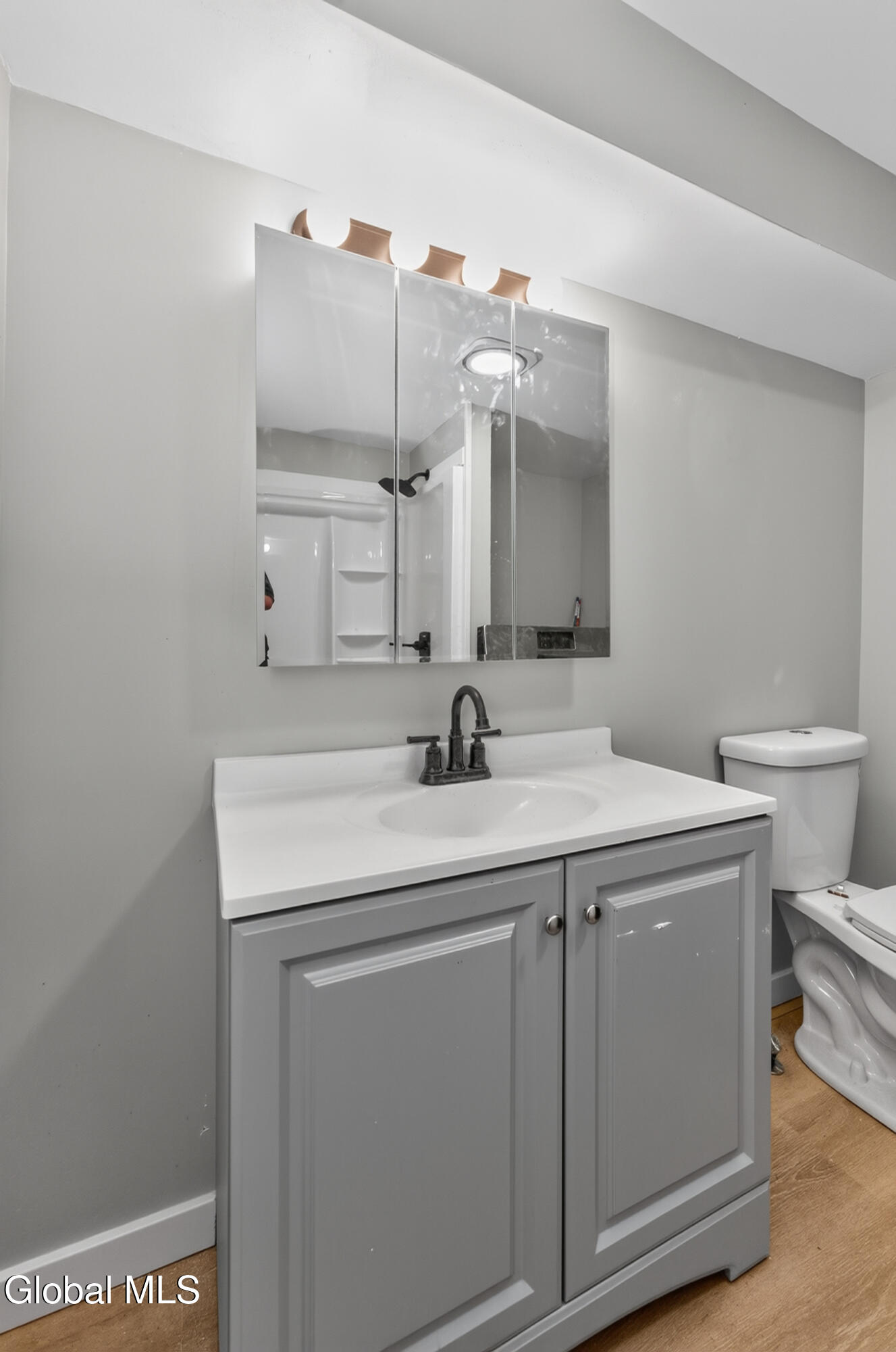 1379 Evergreen Avenue Rotterdam NY 12306
