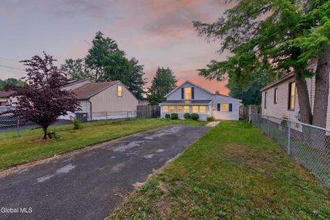 1379 Evergreen Avenue Rotterdam NY 12306