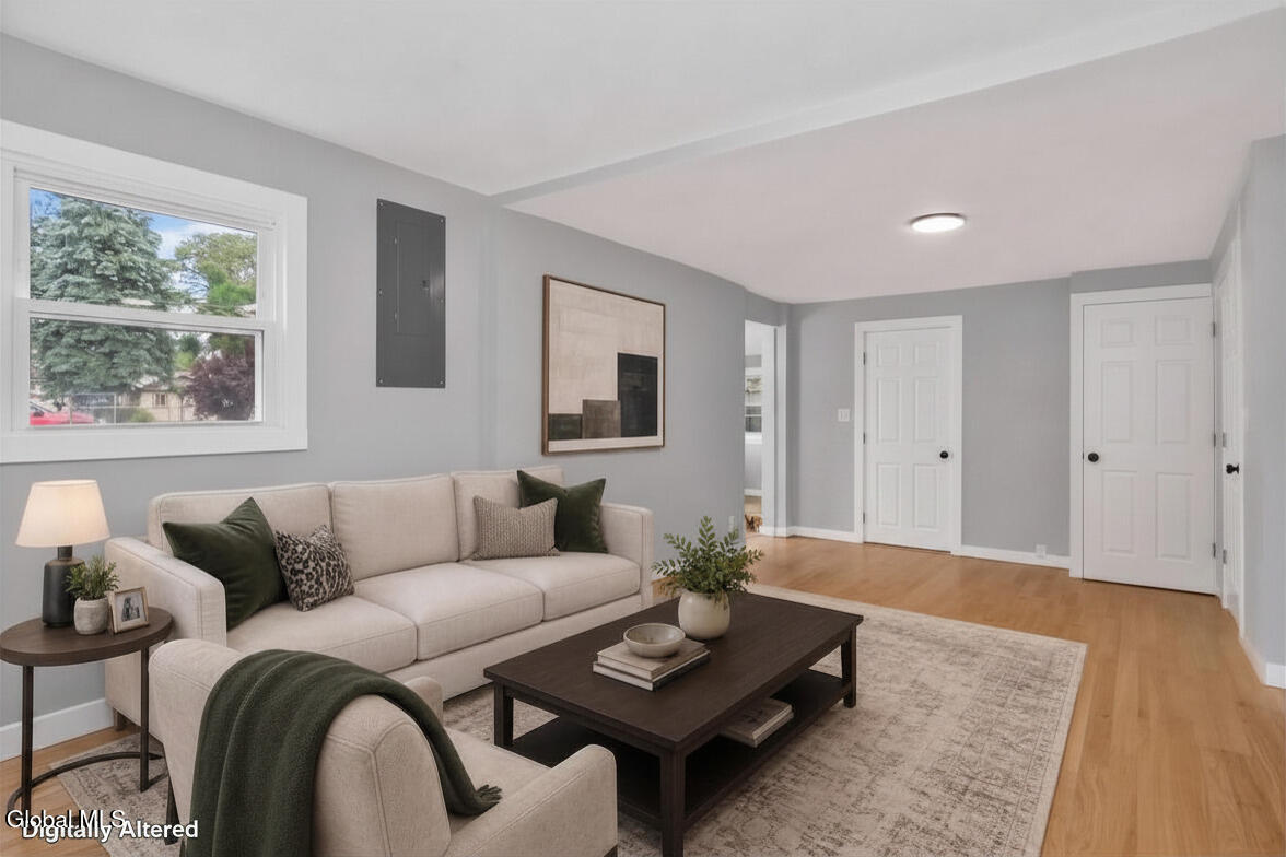 1379 Evergreen Avenue Rotterdam NY 12306