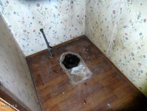 191 Meehan Road Mechanicville NY 12118