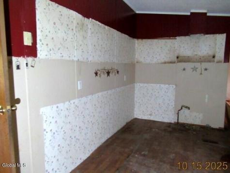 191 Meehan Road Mechanicville NY 12118