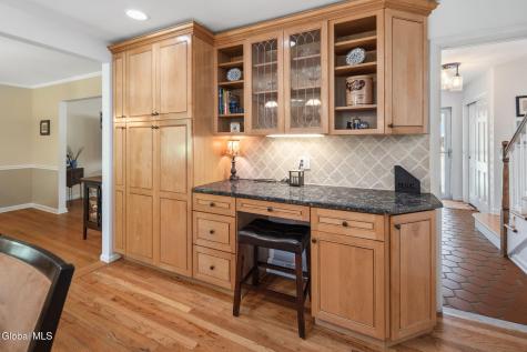 95 Meadowland Street Delmar NY 12054