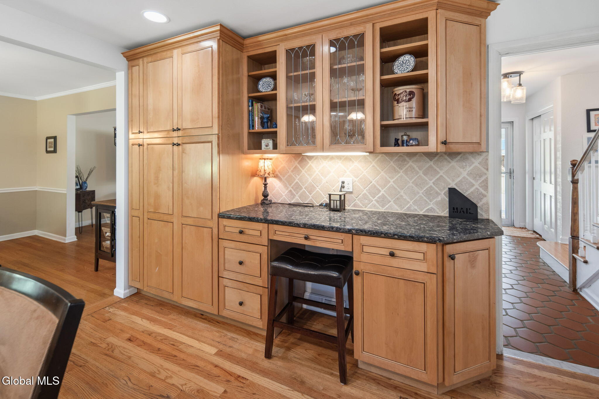 95 Meadowland Street Delmar NY 12054