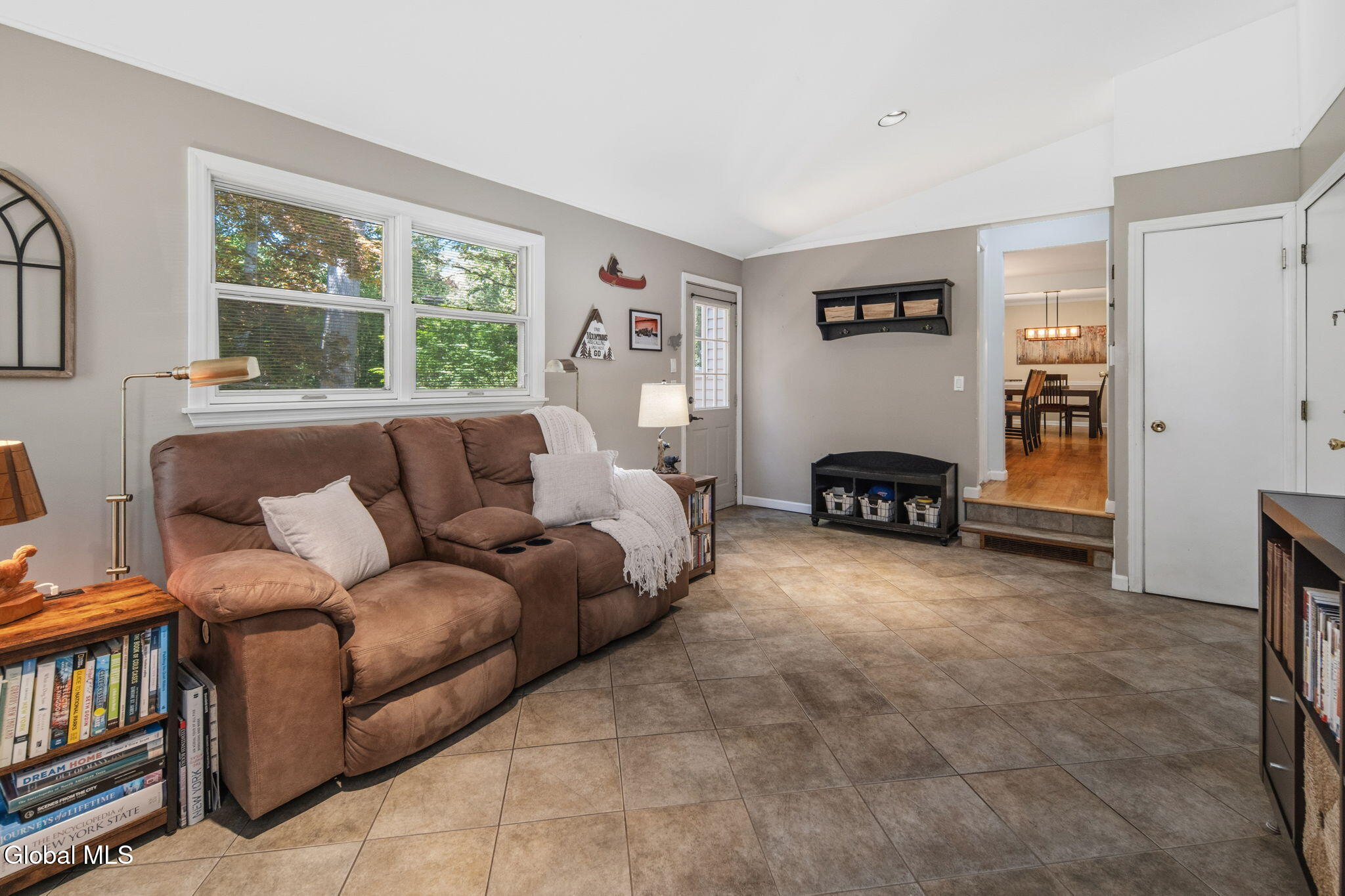 95 Meadowland Street Delmar NY 12054