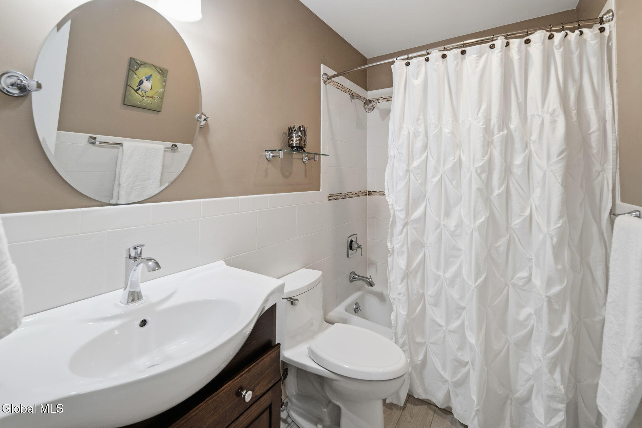 95 Meadowland Street Delmar NY 12054