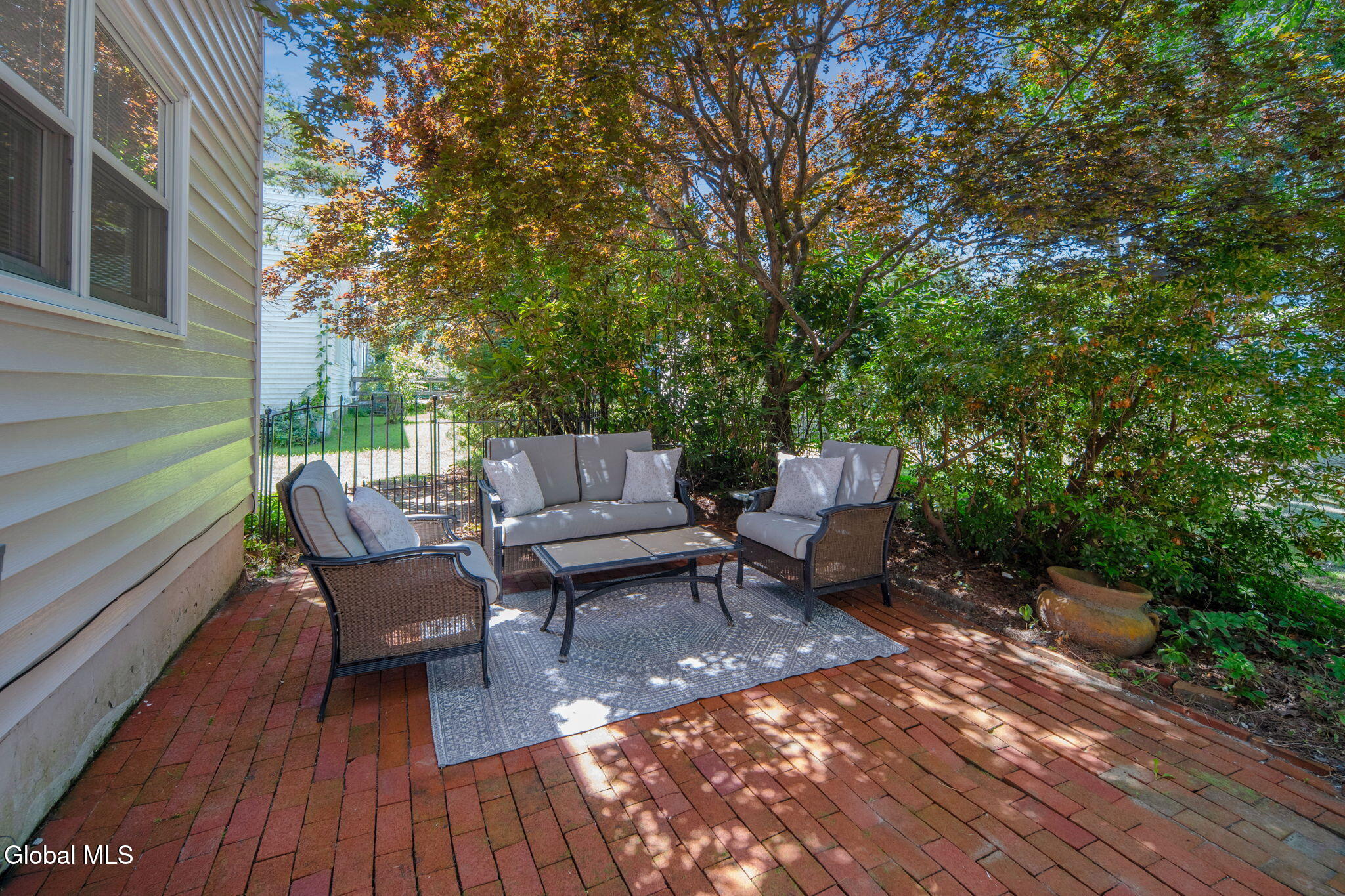 95 Meadowland Street Delmar NY 12054