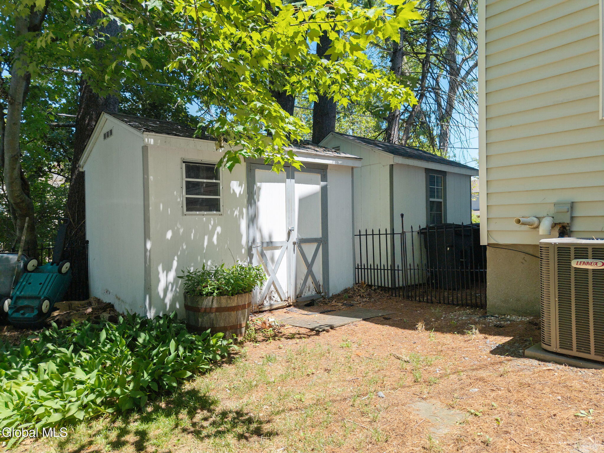 95 Meadowland Street Delmar NY 12054