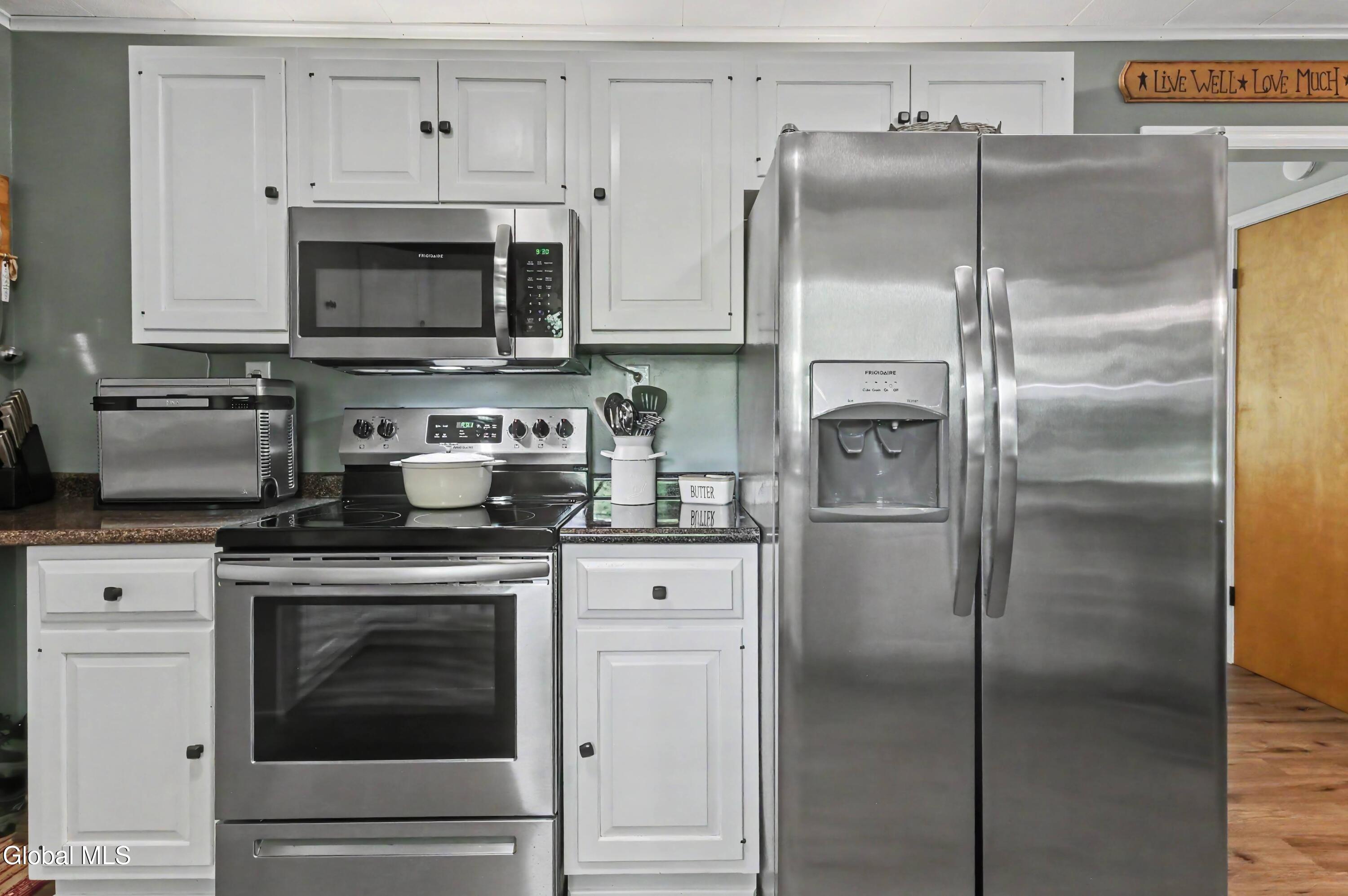 206 Hillview Road Gloversville NY 12078