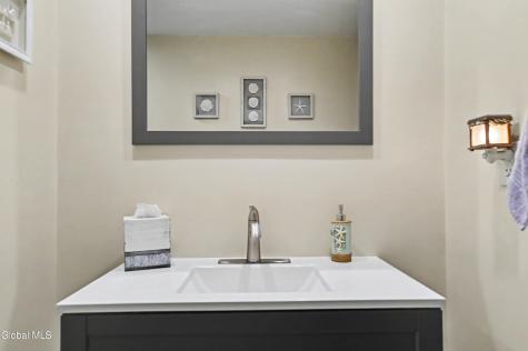 206 Hillview Road Gloversville NY 12078
