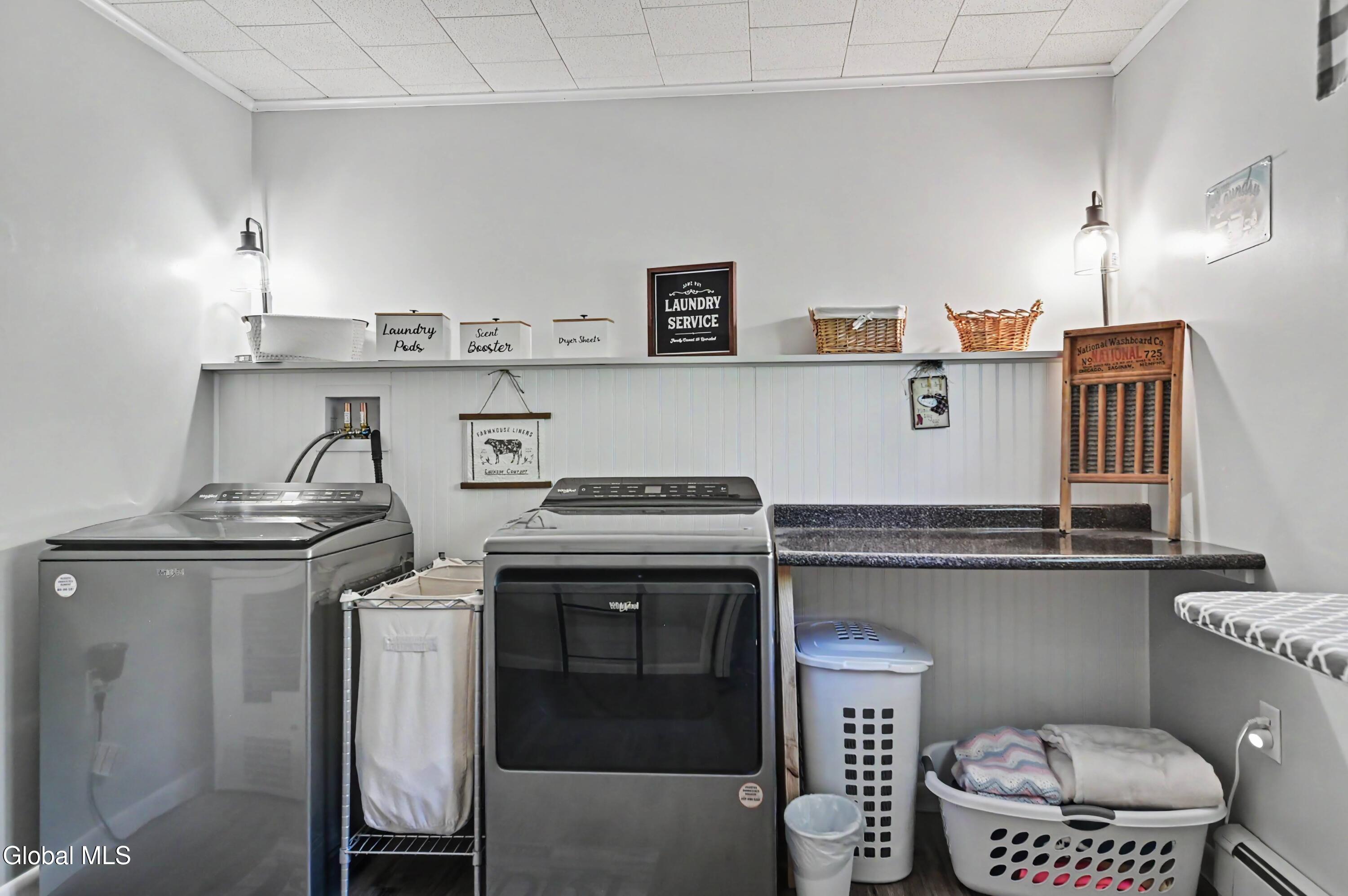 206 Hillview Road Gloversville NY 12078