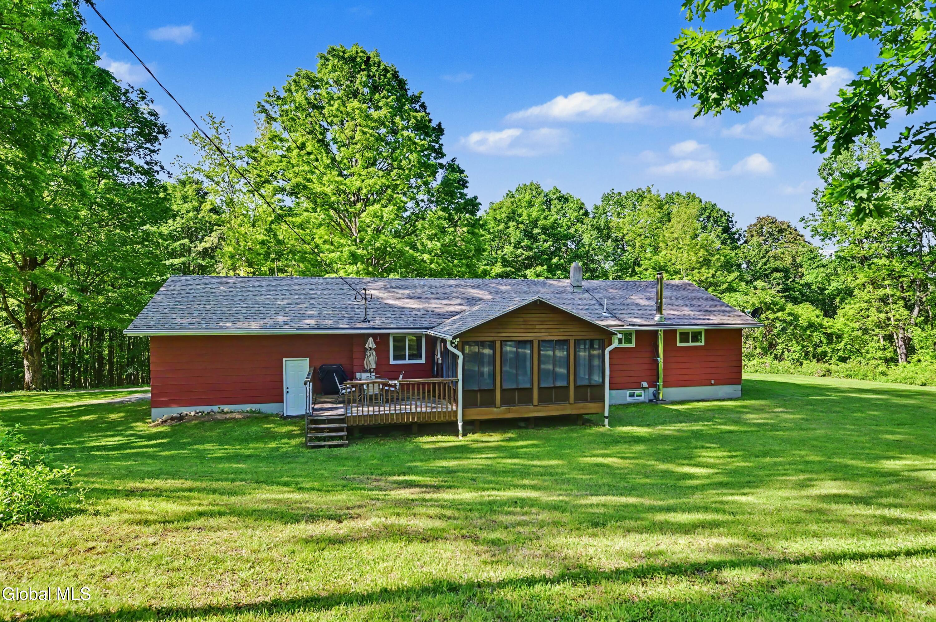 206 Hillview Road Gloversville NY 12078