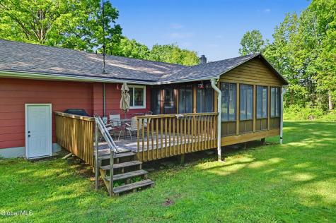 206 Hillview Road Gloversville NY 12078