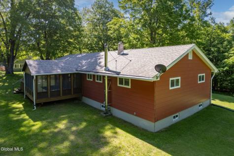 206 Hillview Road Gloversville NY 12078