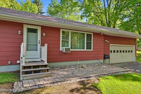 206 Hillview Road Gloversville NY 12078